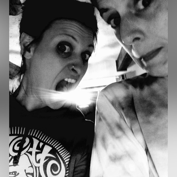 Meet your Posher, Megan - Picture 9 of 16